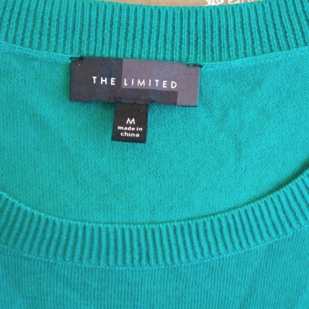 (2 for $20) High Low Tank Top. - Picture 3 of 3